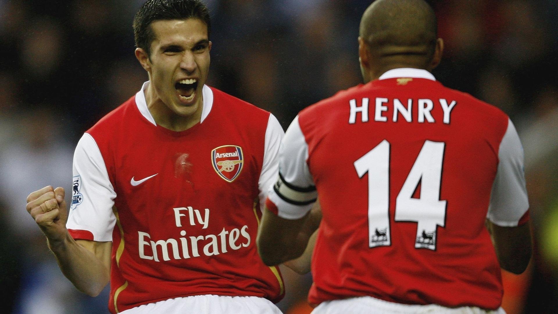 哈兰德喝牛奶梗再升级，英超传奇怒怼：这跟成功半毛钱关系没有