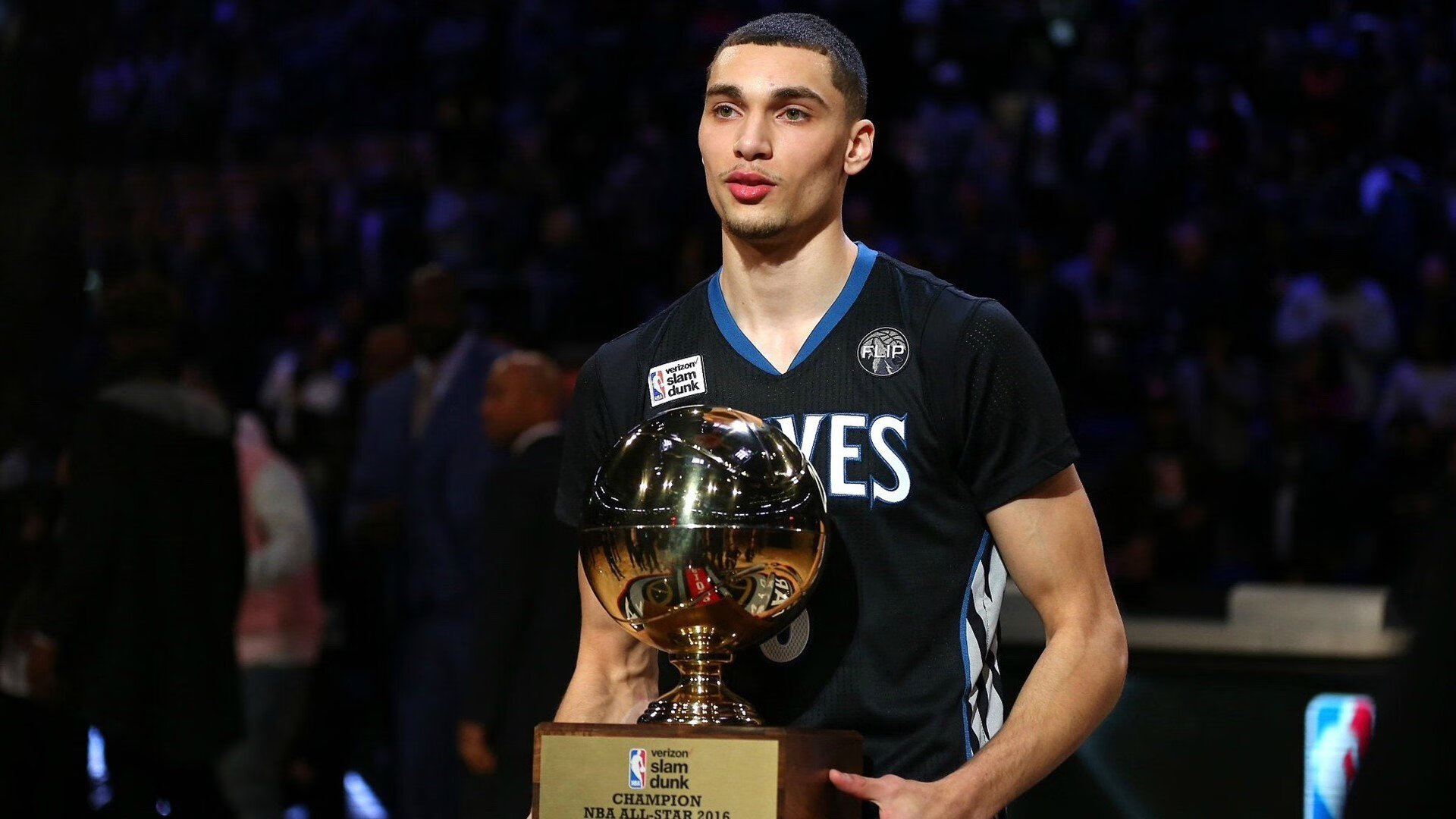 综合体育系“校园十佳运动员选拔赛”成关注焦点